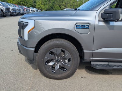2025 Ford F-150 Lightning Flash