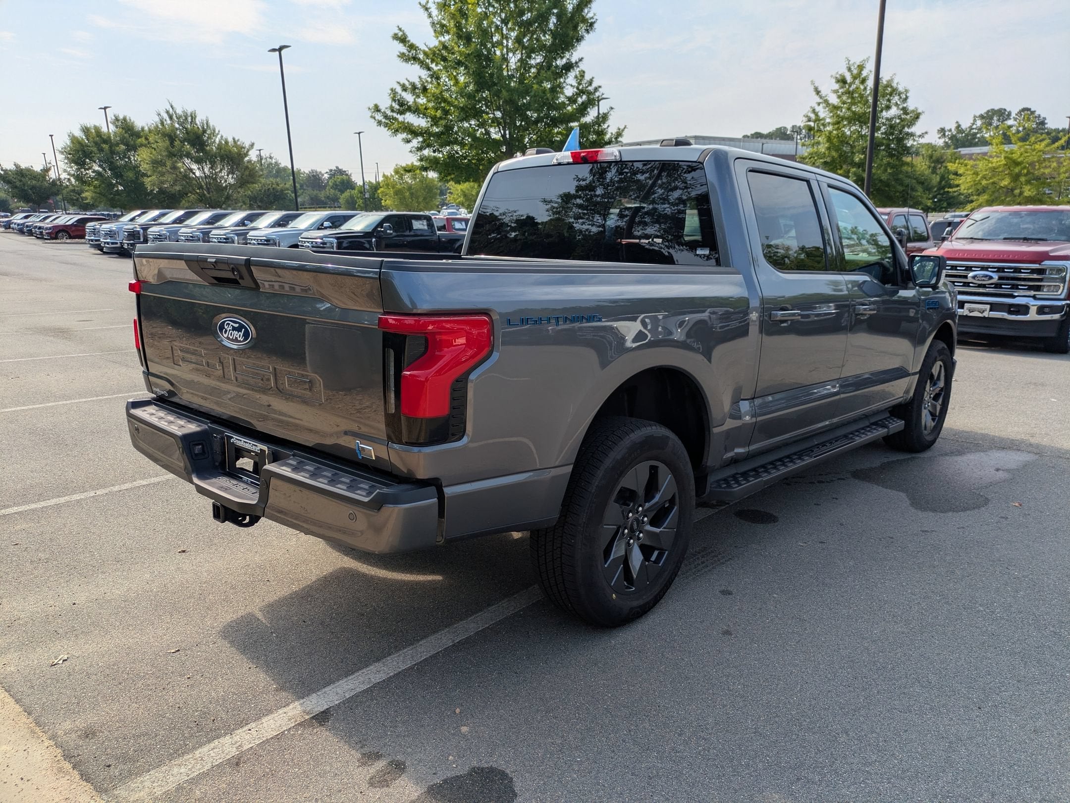 2025 Ford F-150 Lightning Flash