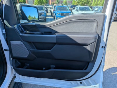 2025 Ford F-150 Lightning LARIAT