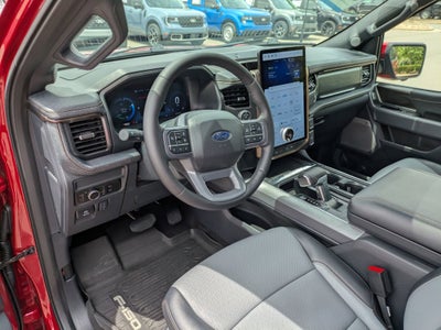 2025 Ford F-150 Lightning LARIAT