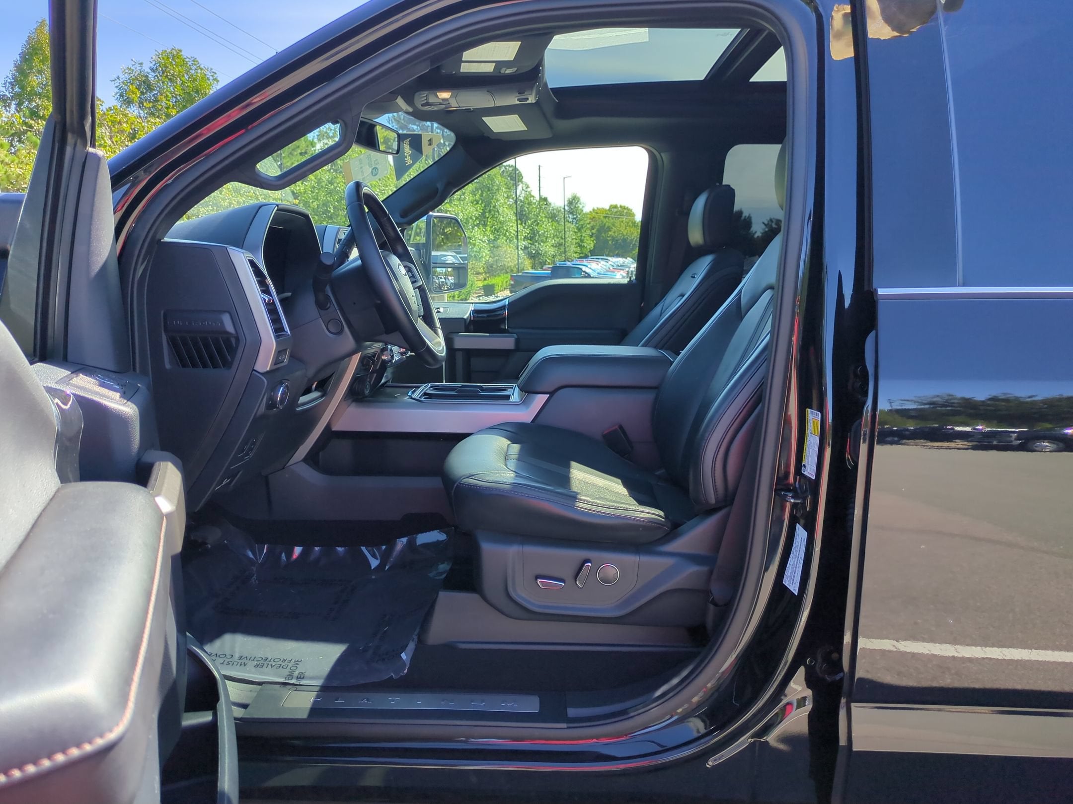 2022 Ford Super Duty F-250 SRW Platinum