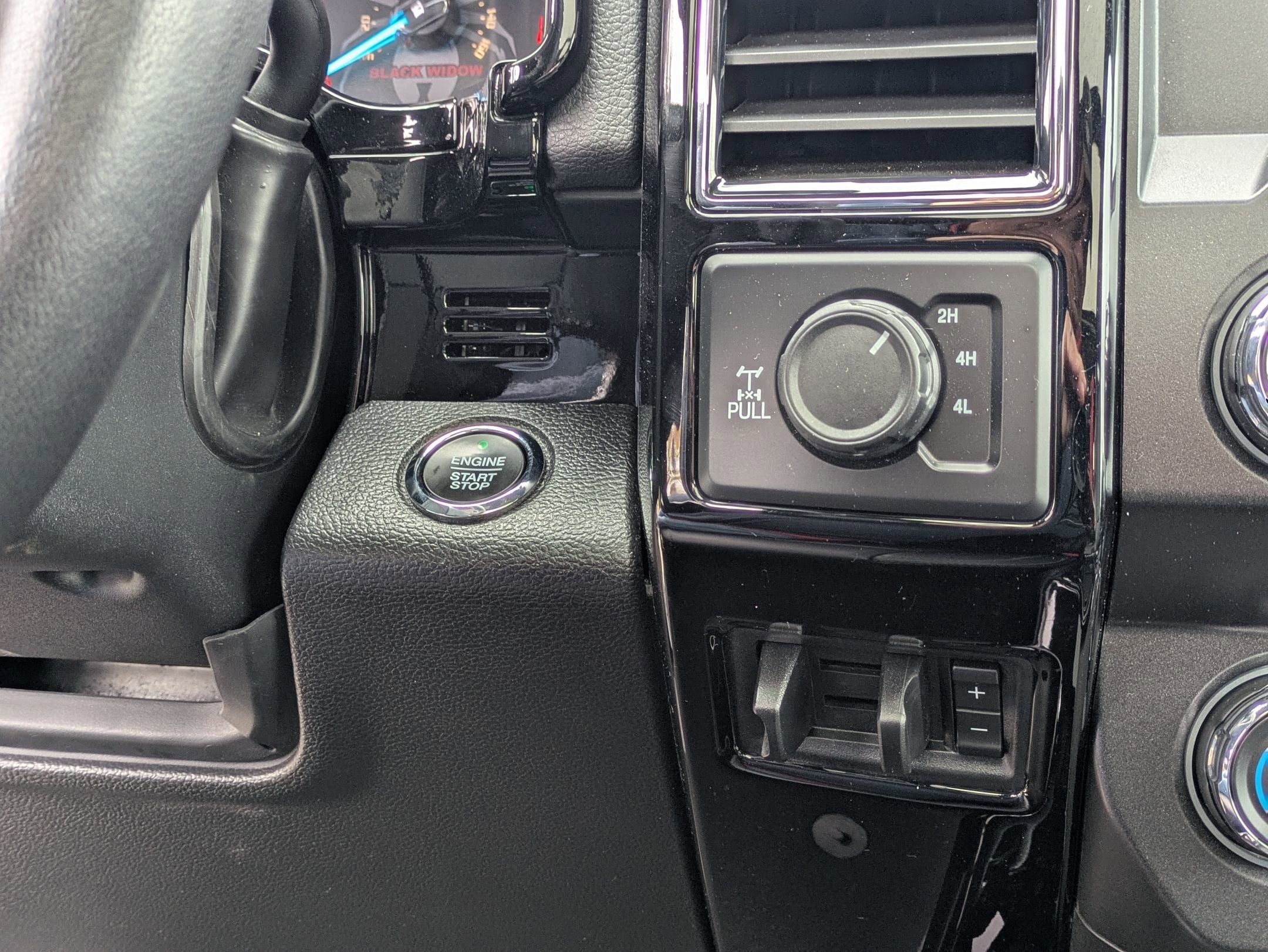 2021 Ford Super Duty F-250 SRW Lariat SCA Black Widow