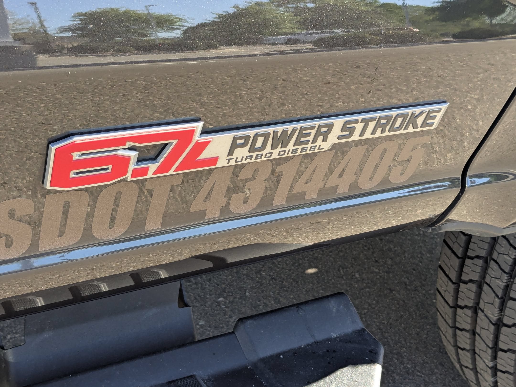 2024 Ford Super Duty F-350 SRW LARIAT