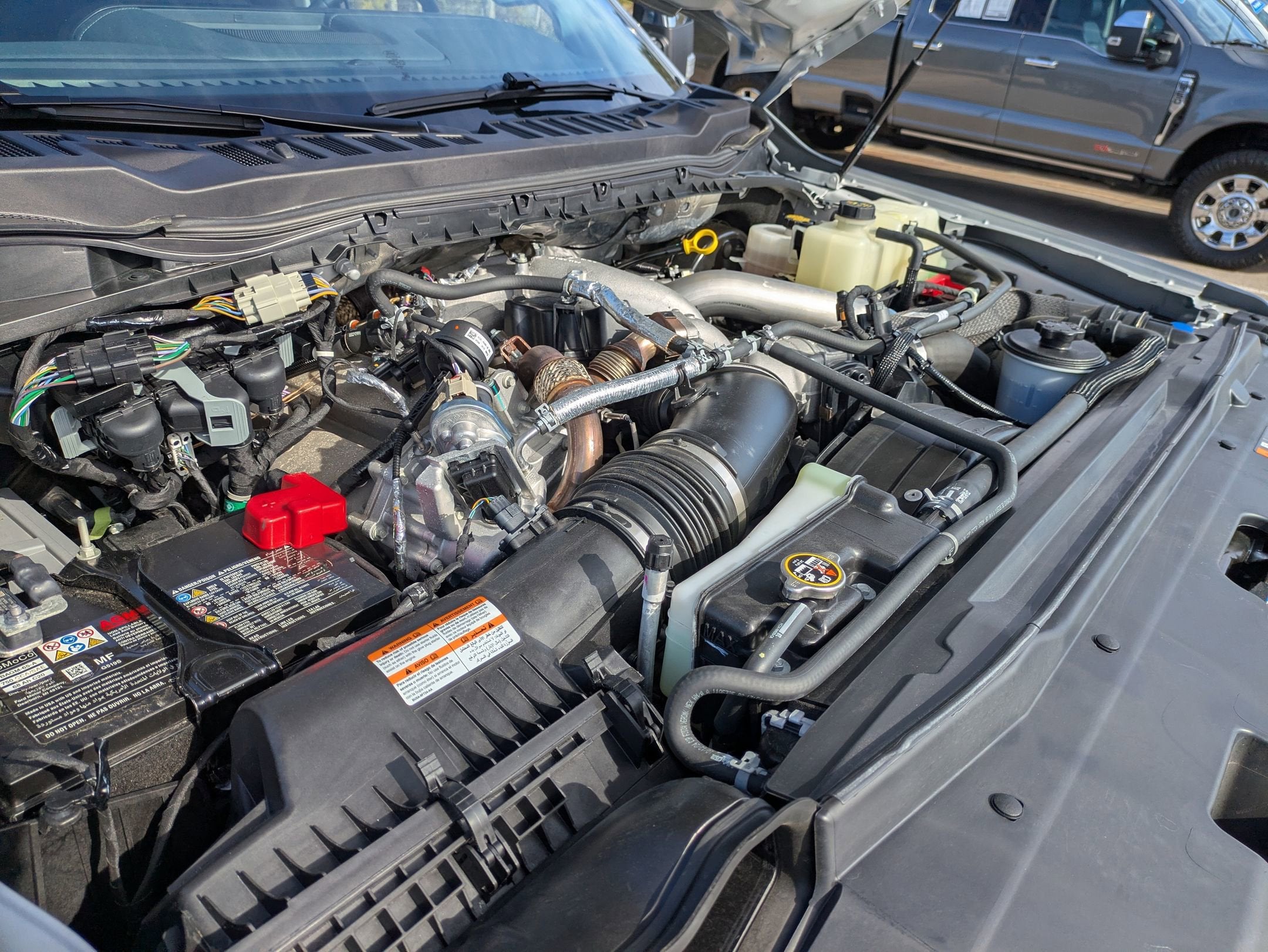 2024 Ford Super Duty F-350 SRW LARIAT