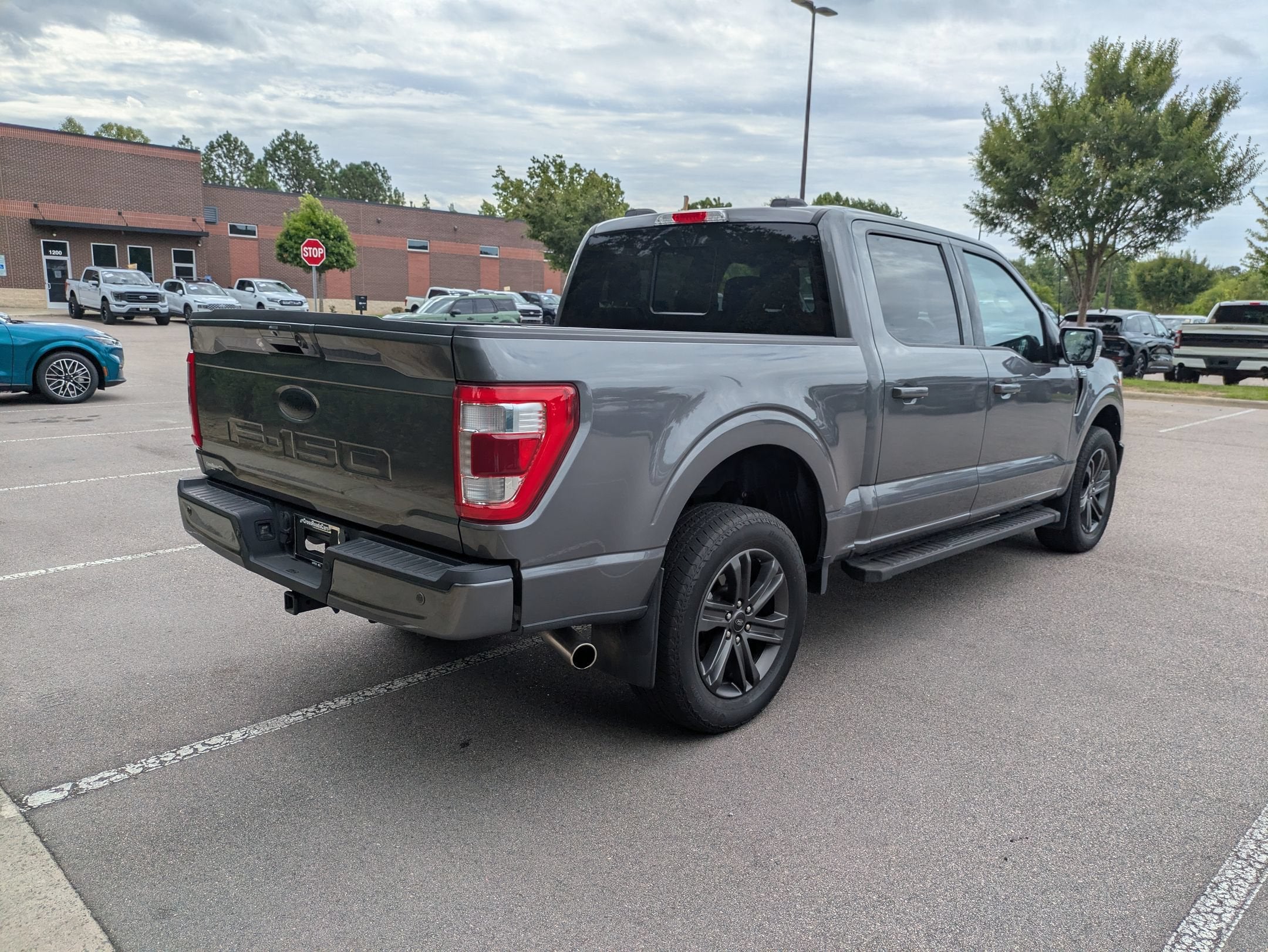2023 Ford F-150 LARIAT