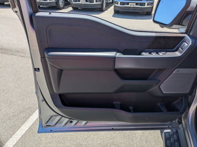 2023 Ford F-150 Lightning LARIAT