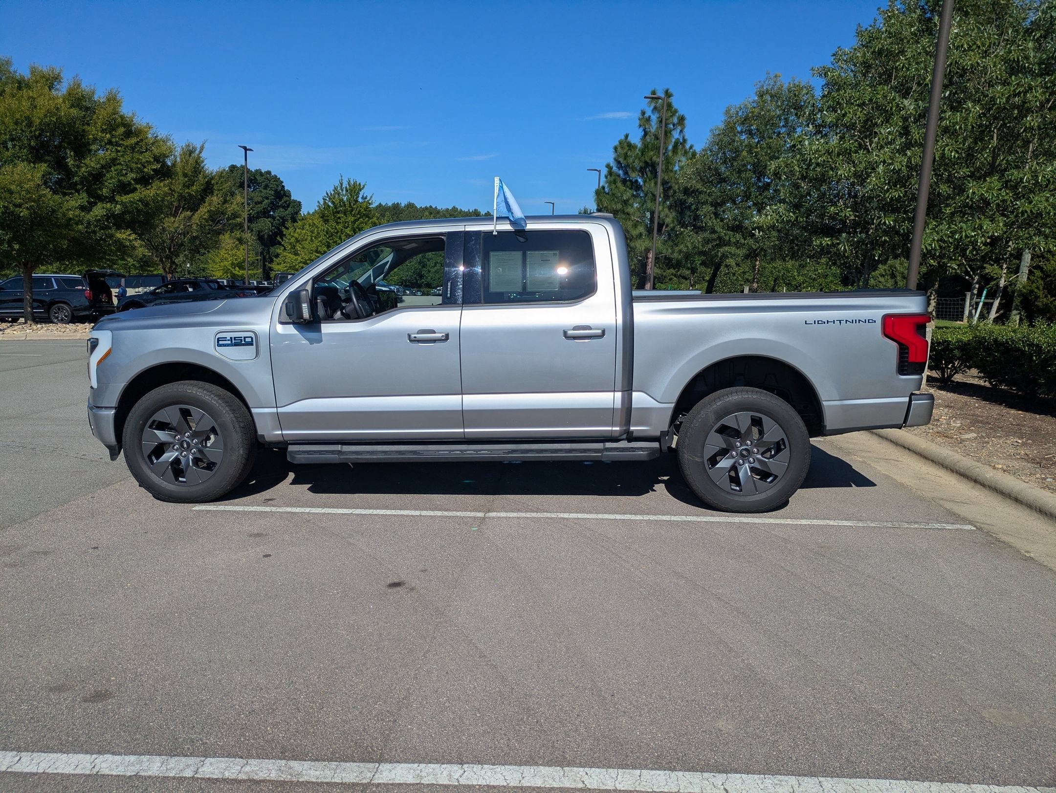 2024 Ford F-150 Lightning Flash