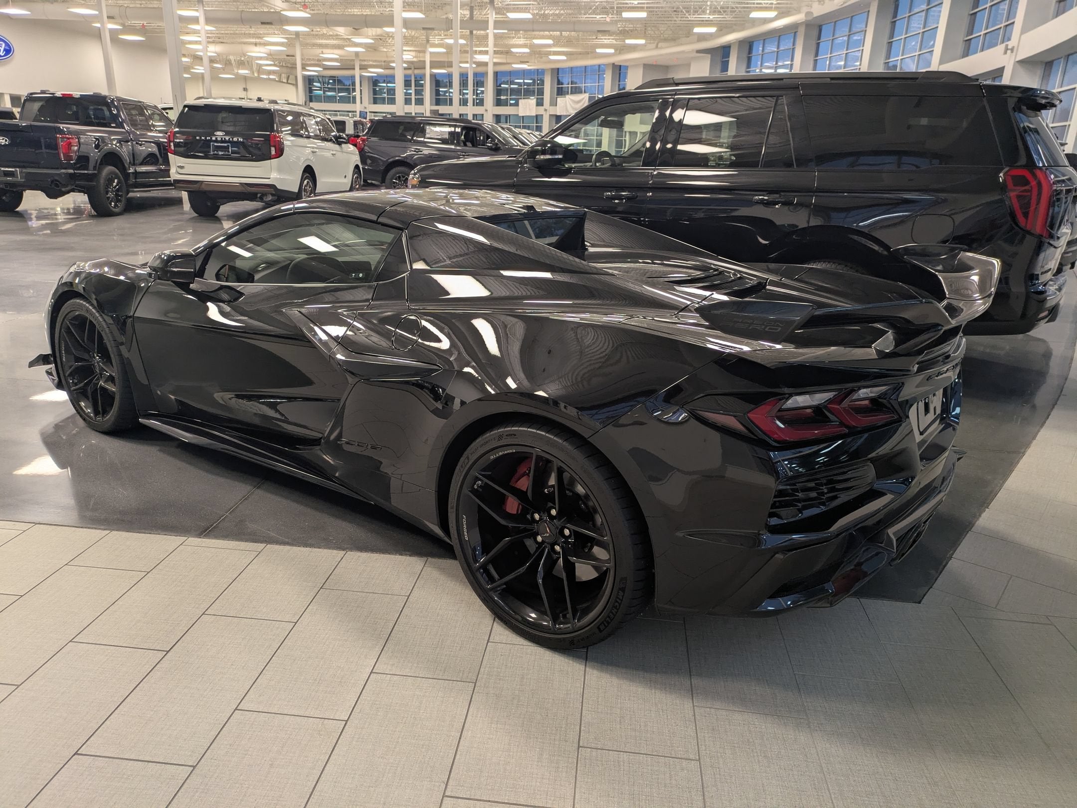 2025 Chevrolet Corvette 2LZ