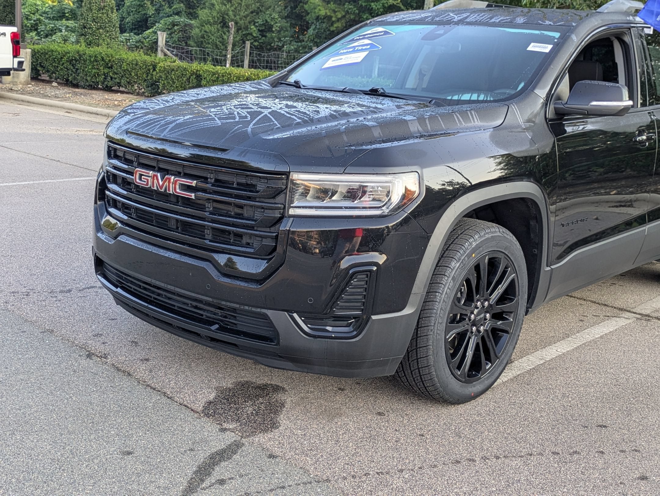 2023 GMC Acadia SLE