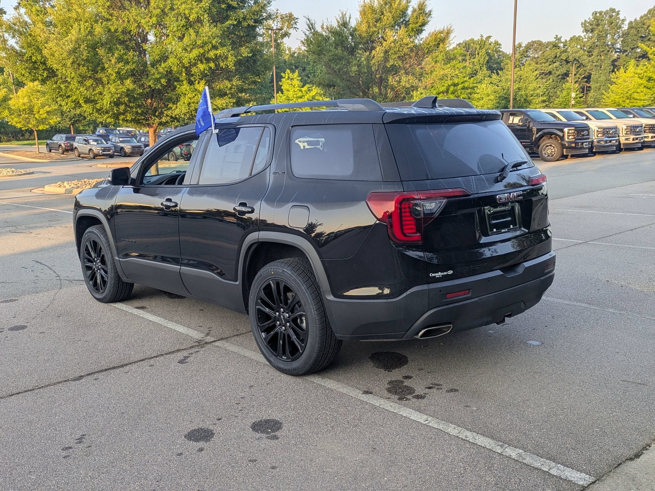 2023 GMC Acadia SLE