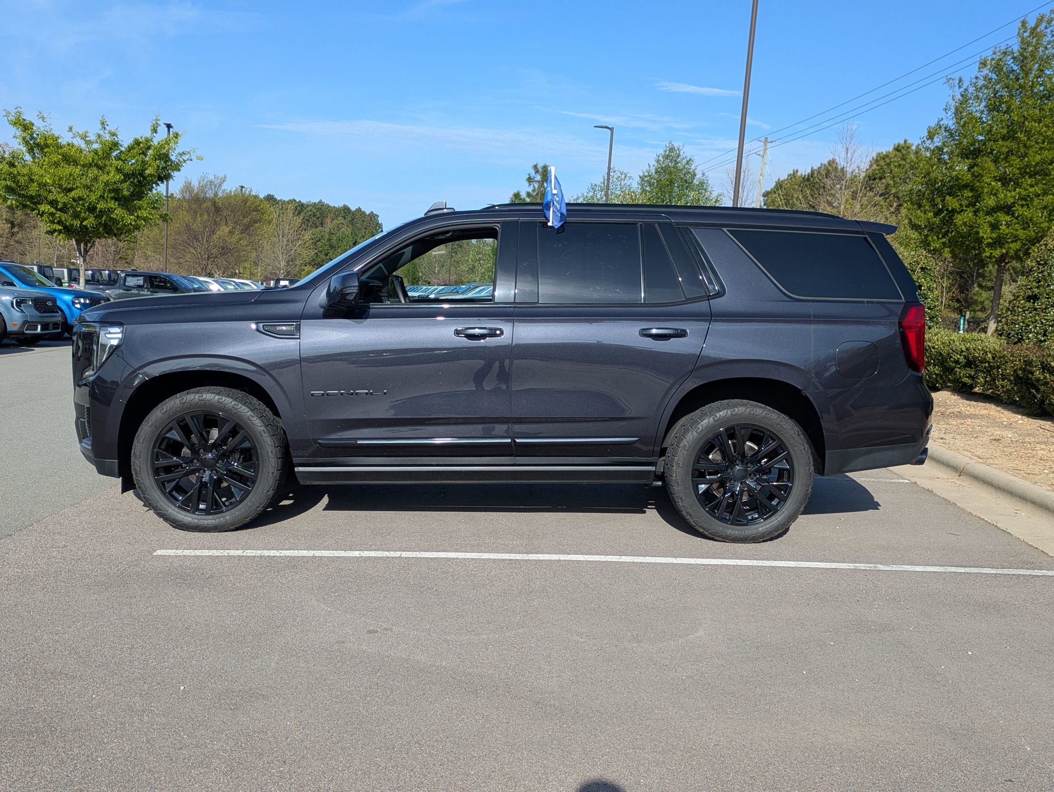2023 GMC Yukon Denali