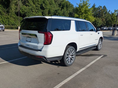 2022 GMC Yukon XL SLT