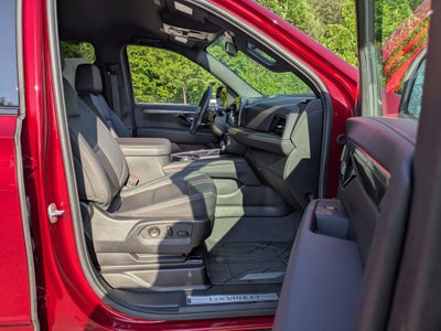 2025 Chevrolet Suburban RST