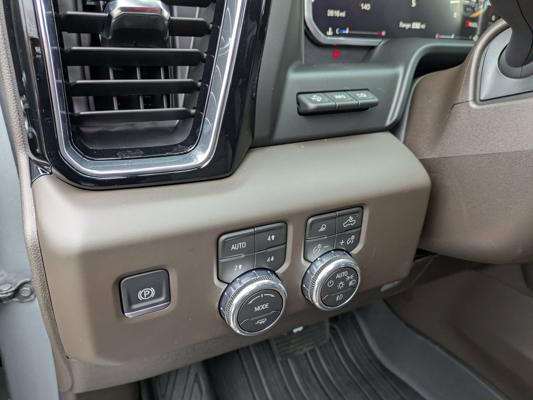 2026 GMC Sierra 2500HD Denali