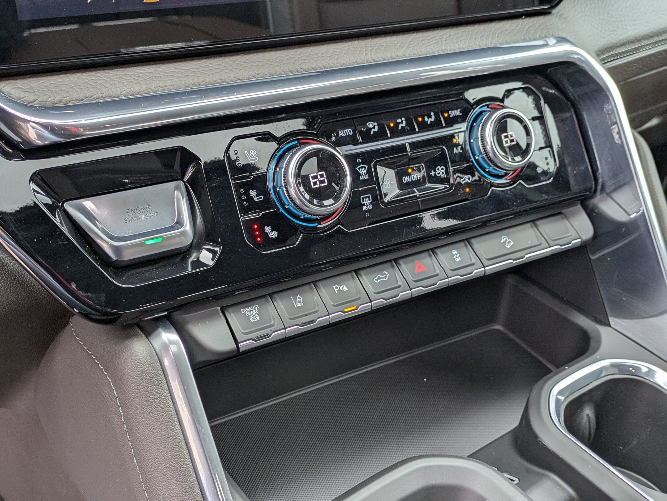 2026 GMC Sierra 2500HD Denali