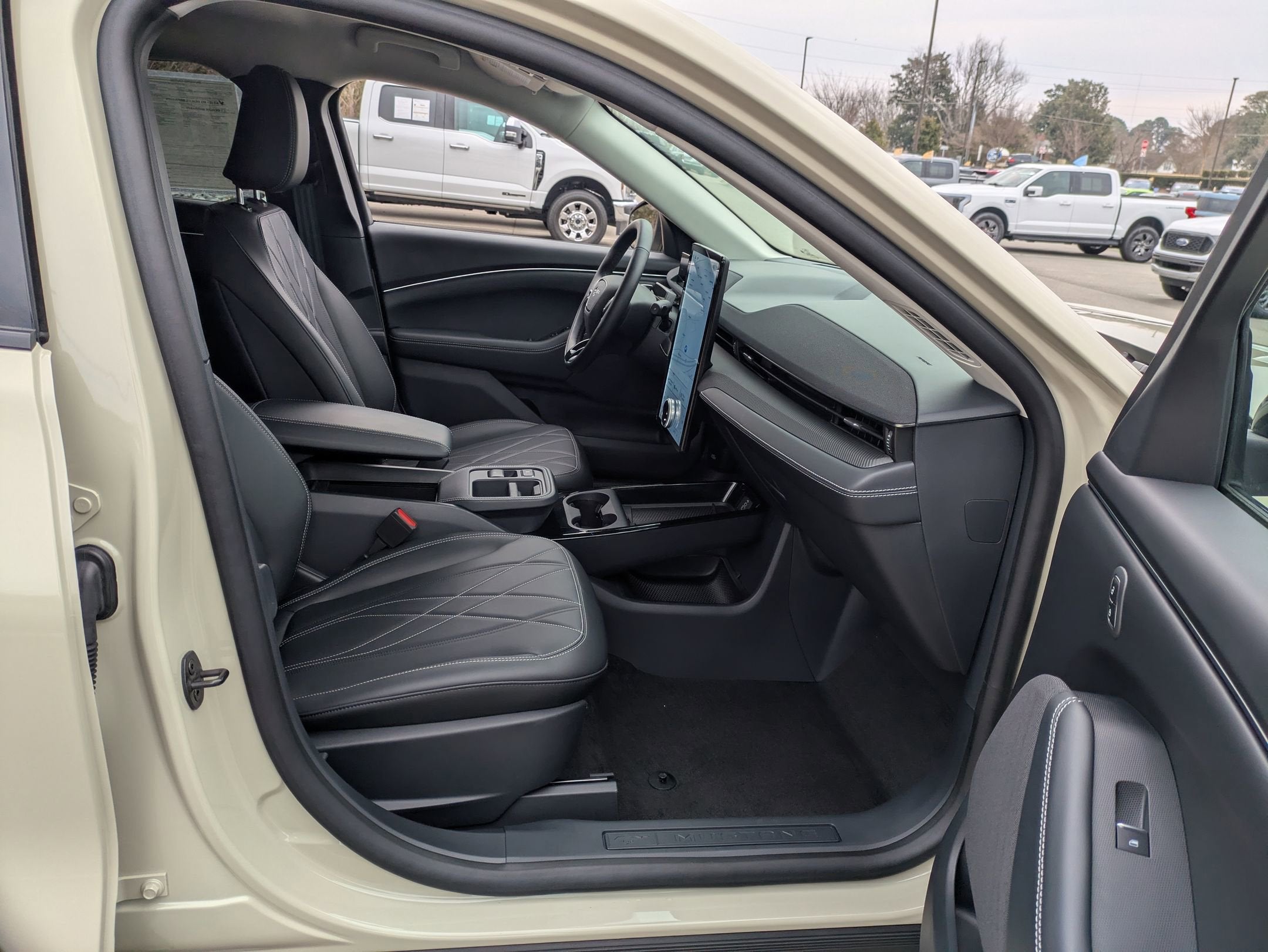 2025 Ford Mustang Mach-E Select