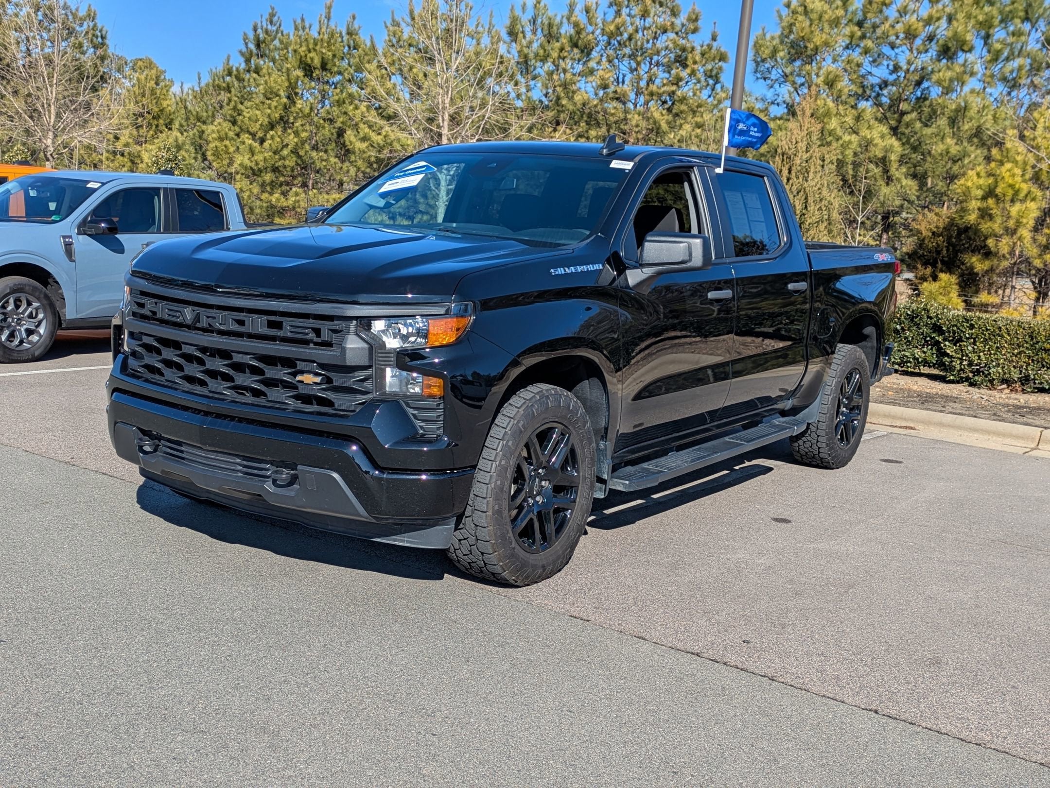 2024 Chevrolet Silverado 1500 Custom