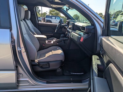 2025 Toyota Tacoma 4WD SR5