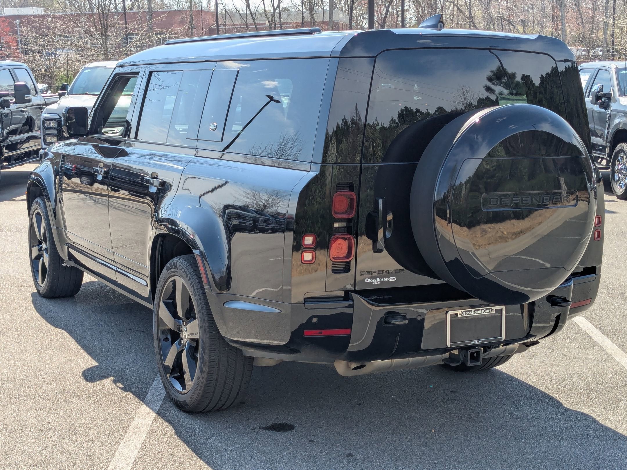2024 Land Rover Defender X-Dynamic SE