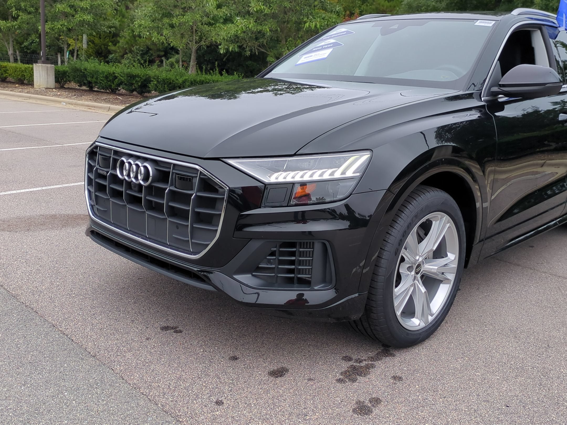 2023 Audi Q8 Premium Plus