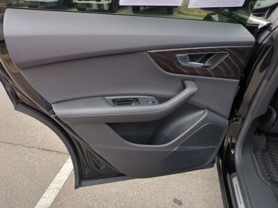 2023 Audi Q8 Premium Plus