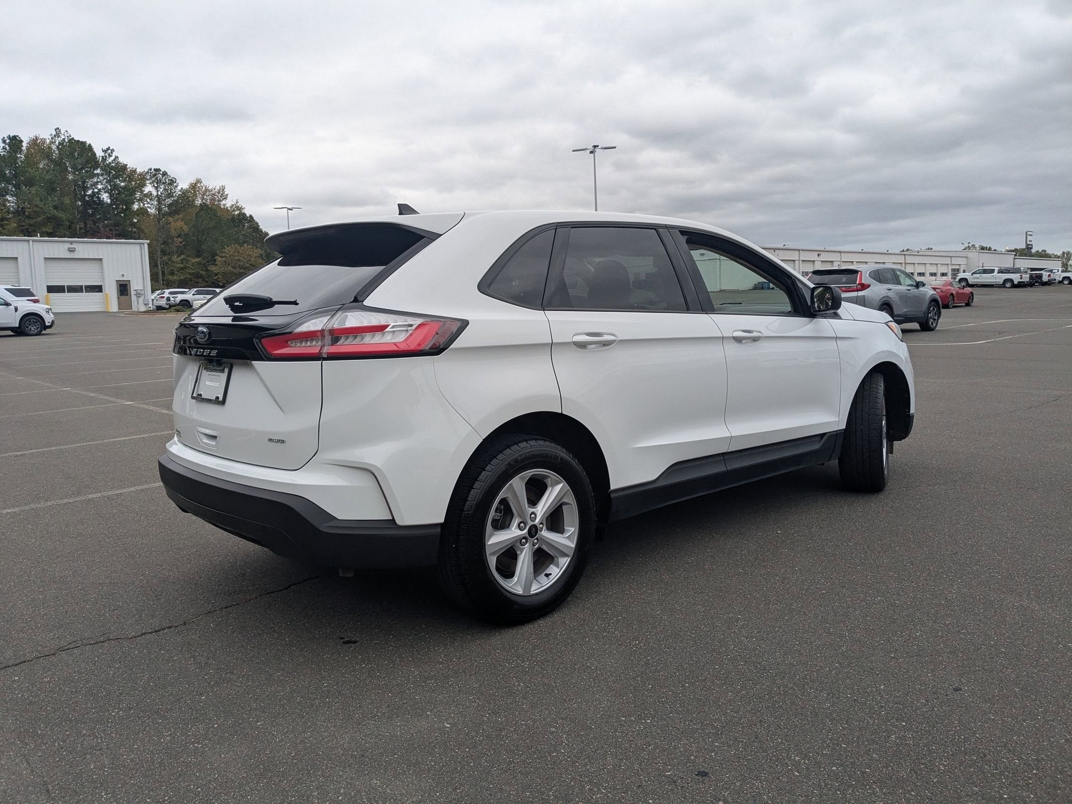 2024 Ford Edge SE
