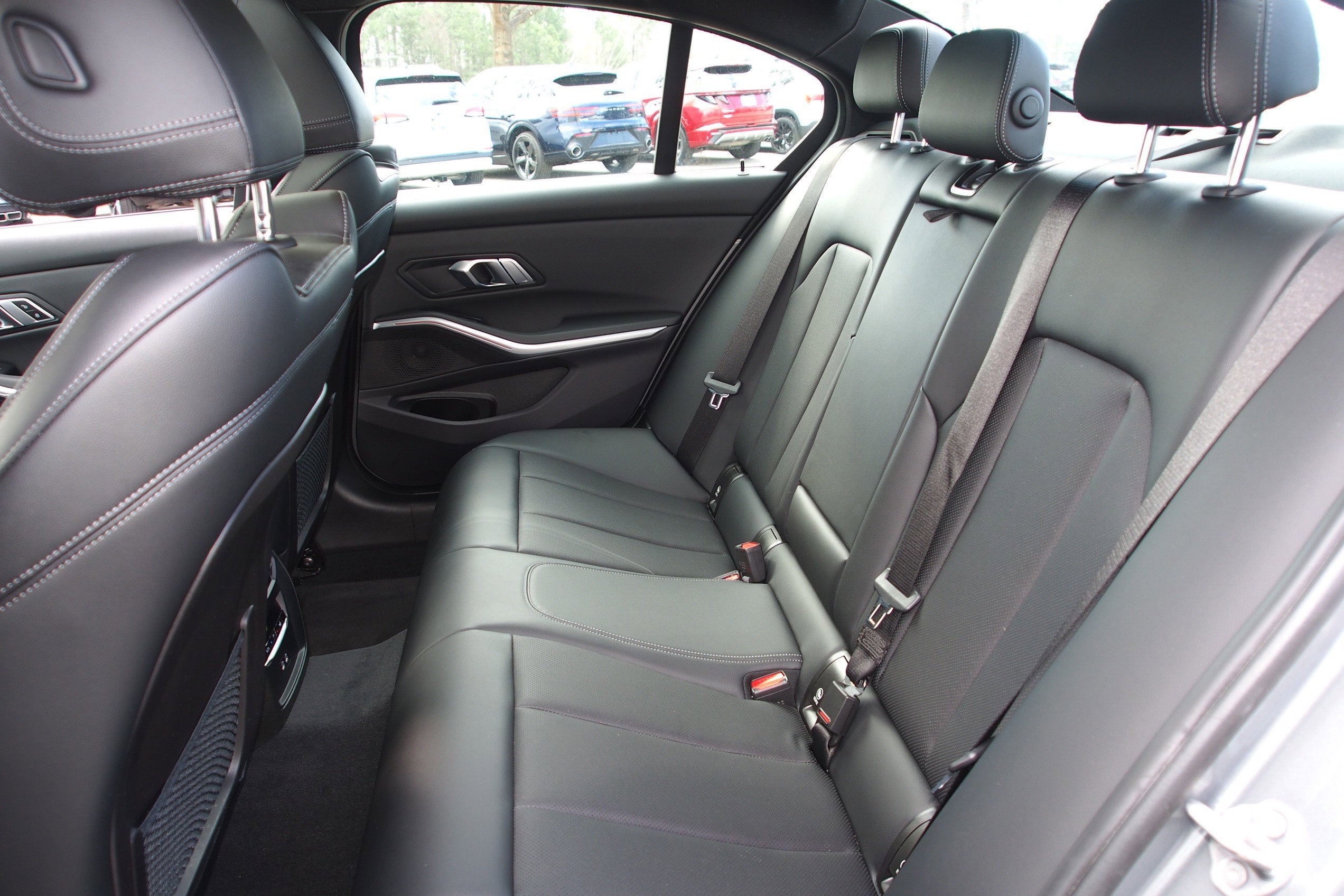 2023 BMW 3 Series 330i