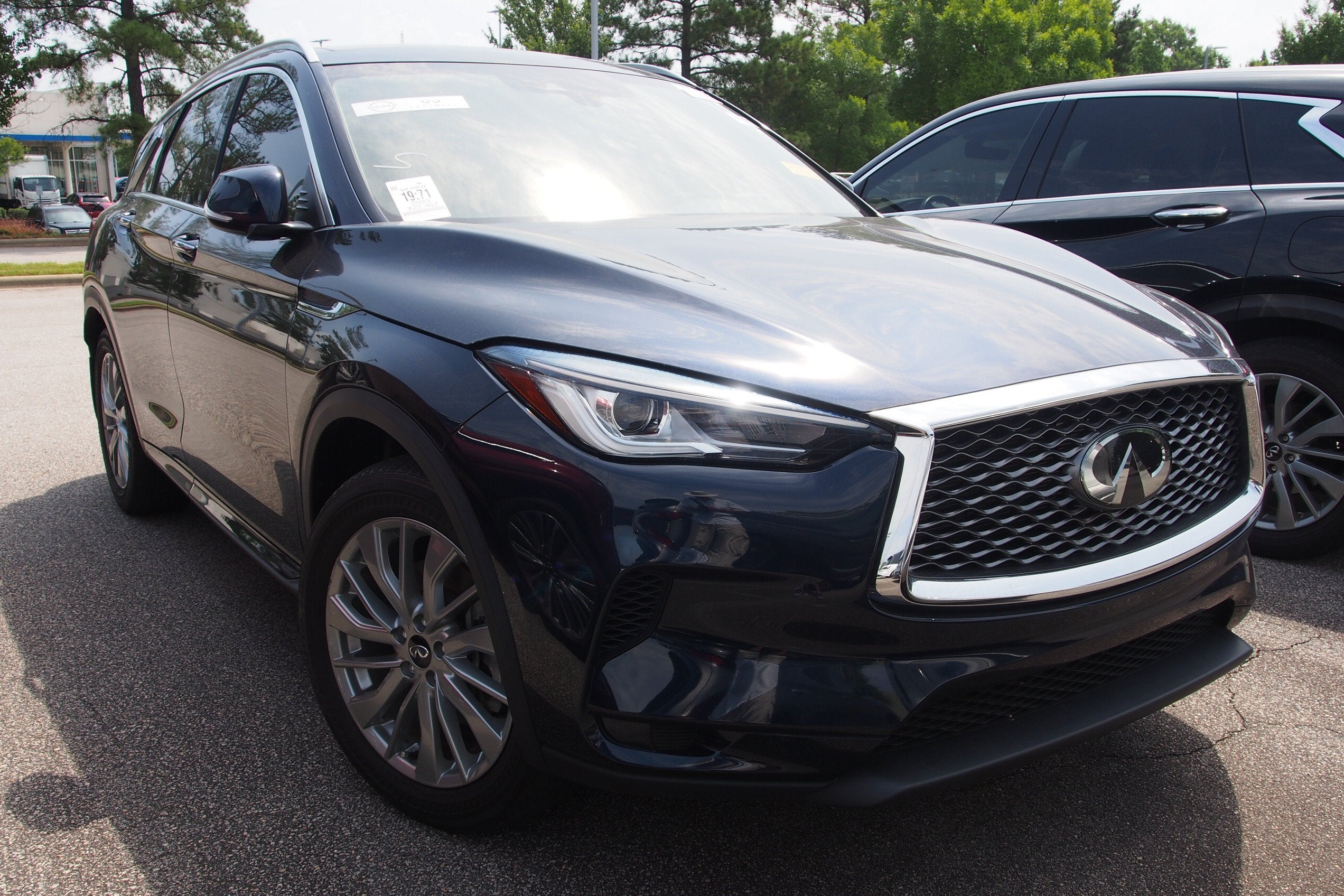 2023 INFINITI QX50 LUXE
