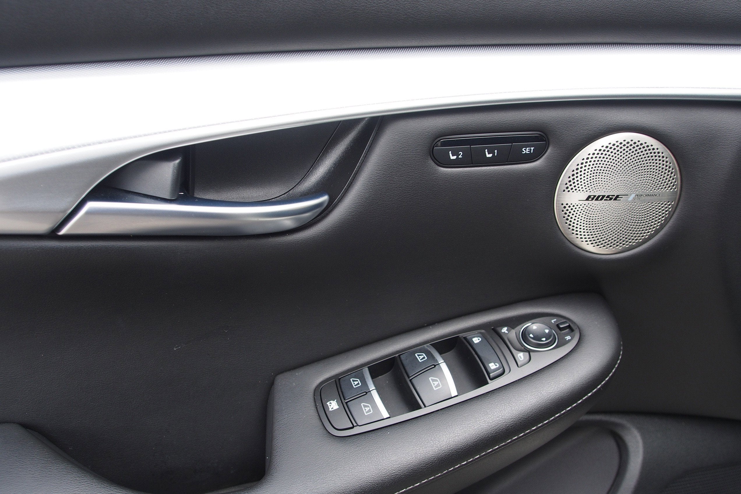 2022 INFINITI QX50 ESSENTIAL