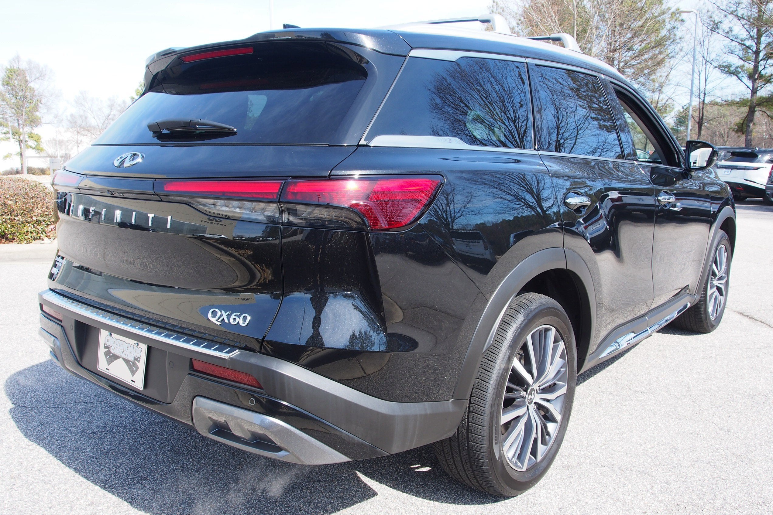 2025 INFINITI QX60 SENSORY