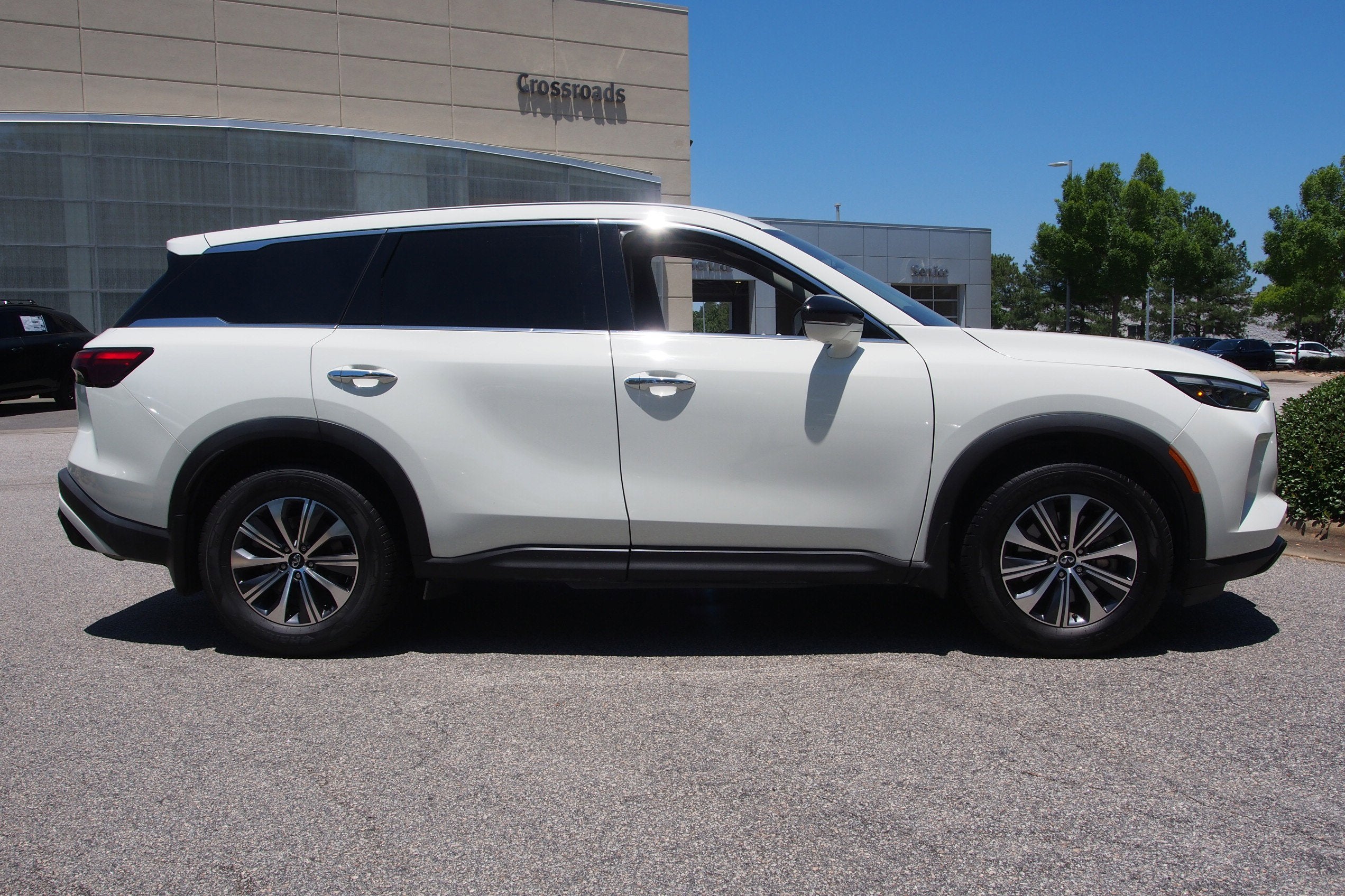 2022 INFINITI QX60 PURE