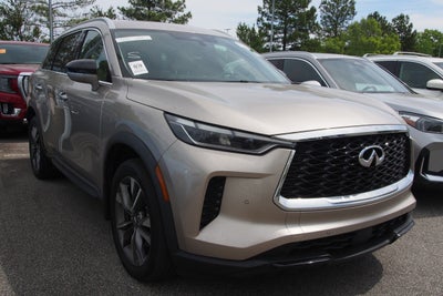 2023 INFINITI QX60 LUXE