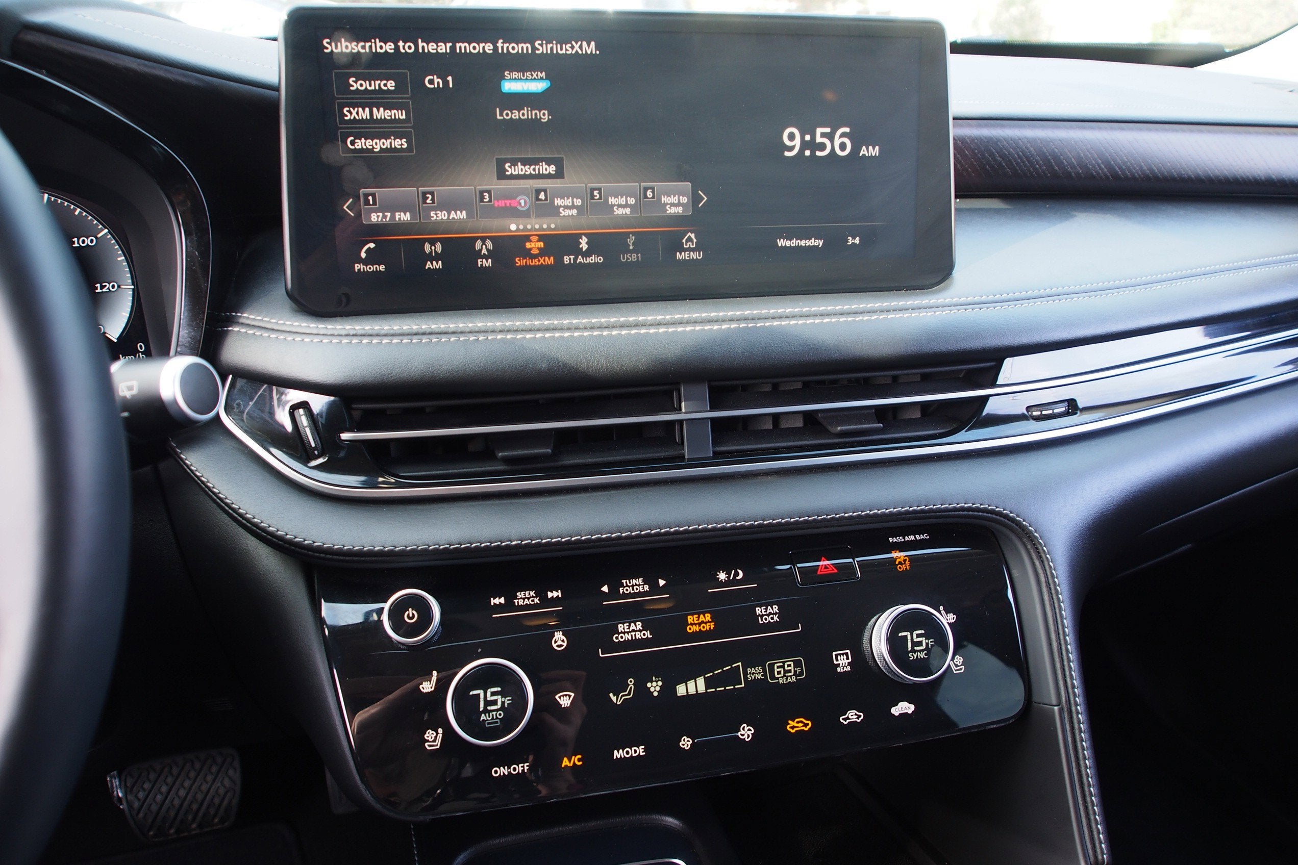 2023 INFINITI QX60 SENSORY