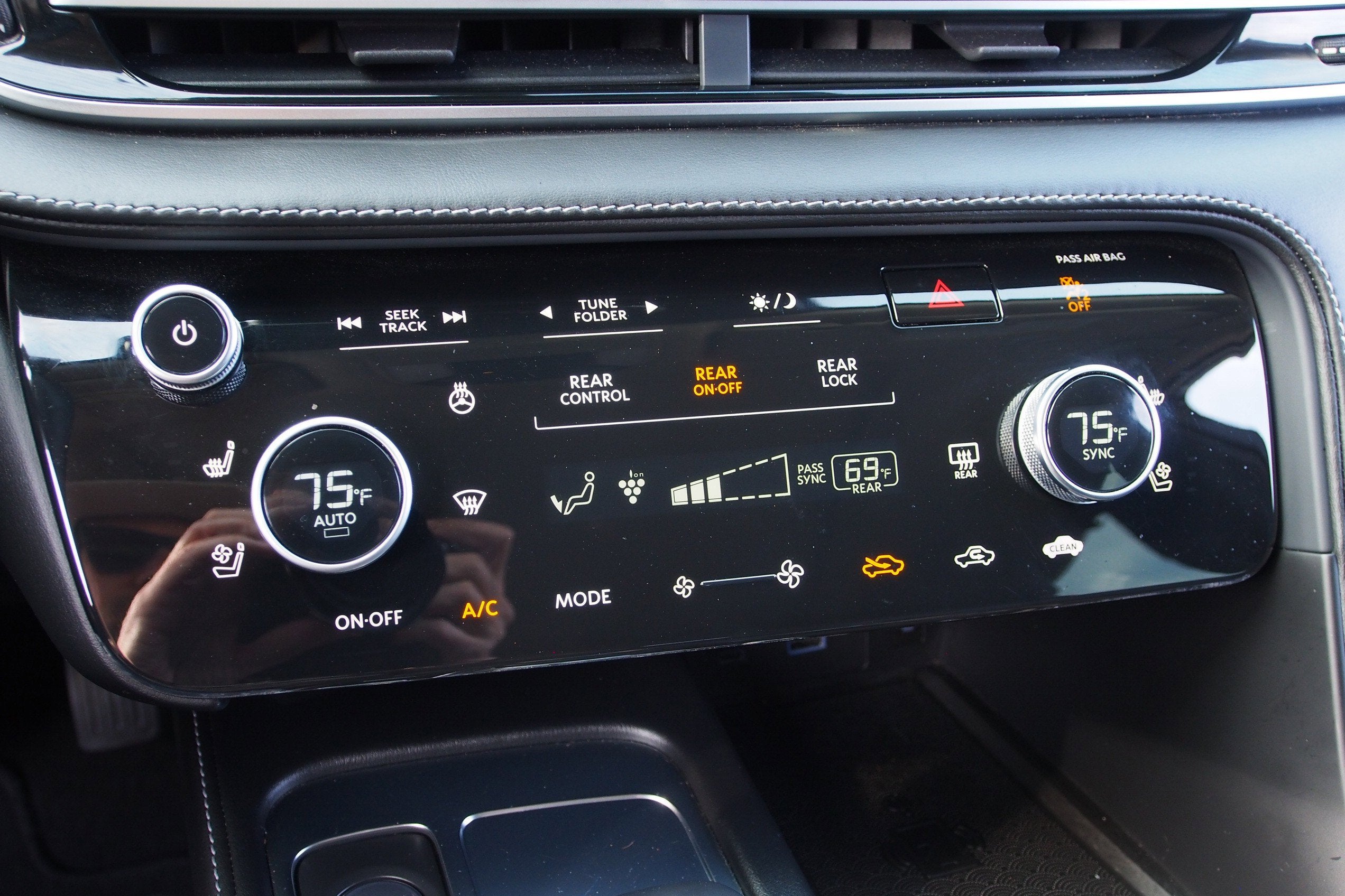 2023 INFINITI QX60 SENSORY