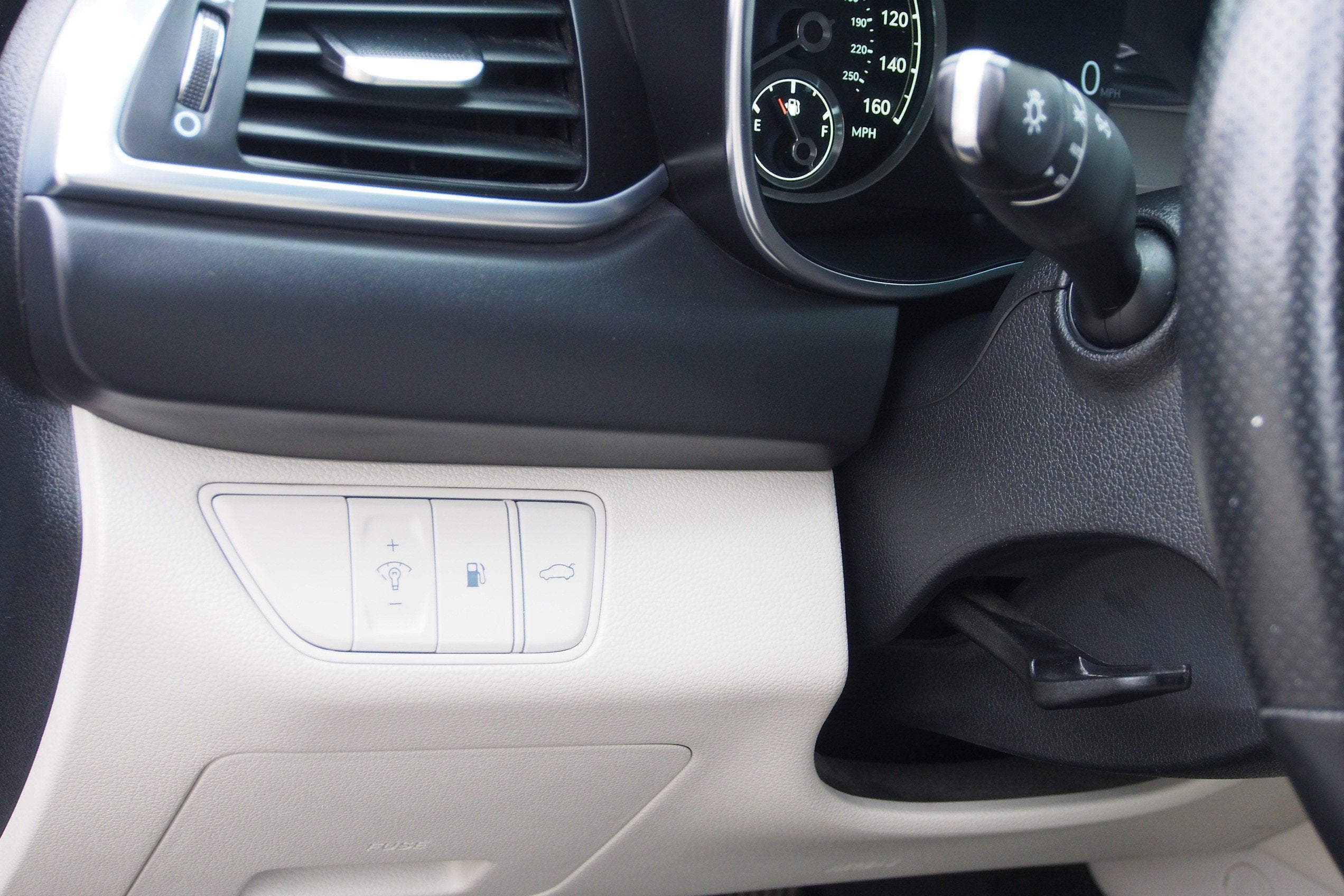 2022 Genesis G70 2.0T