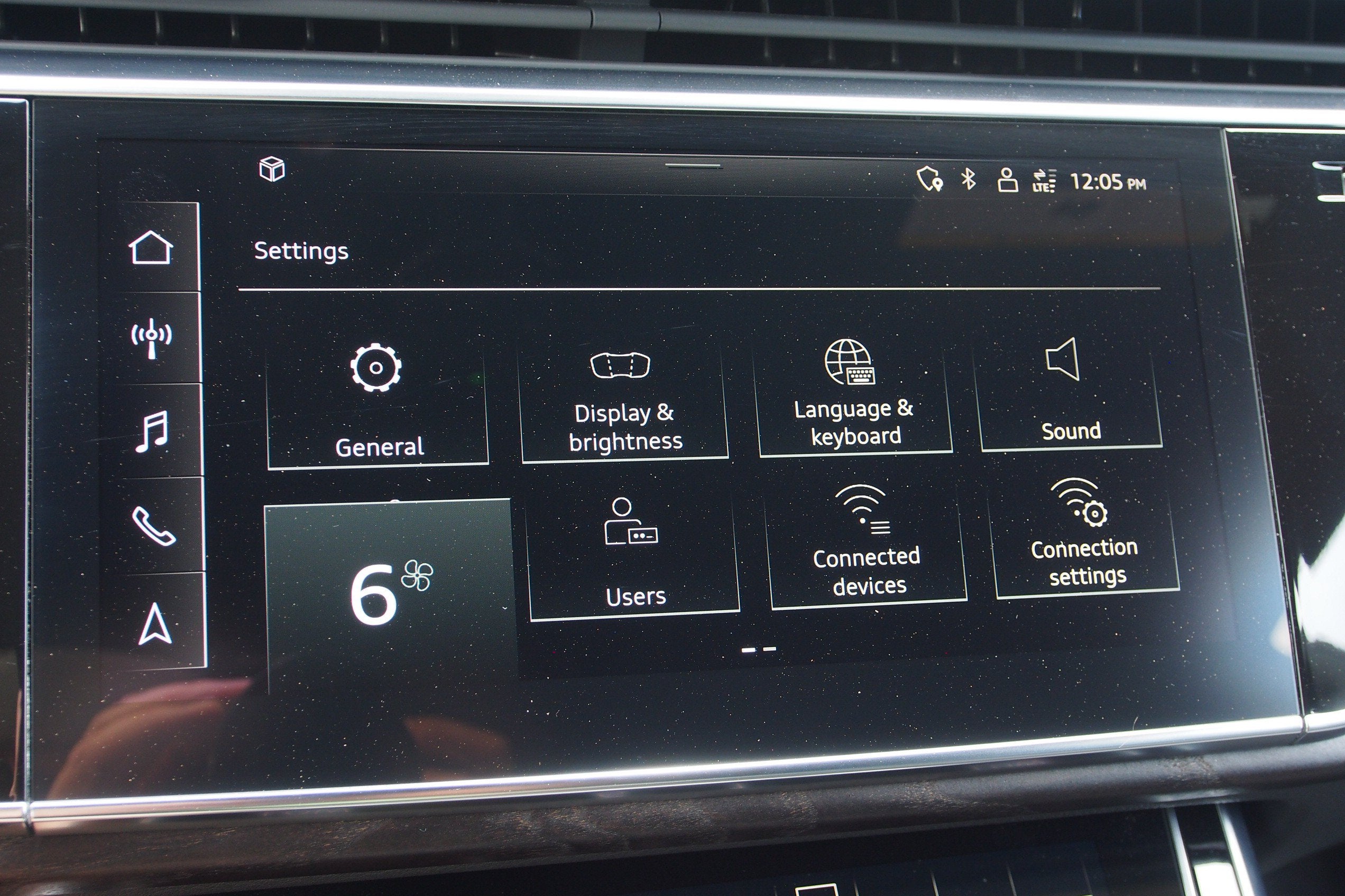 2022 Audi Q8 Premium Plus