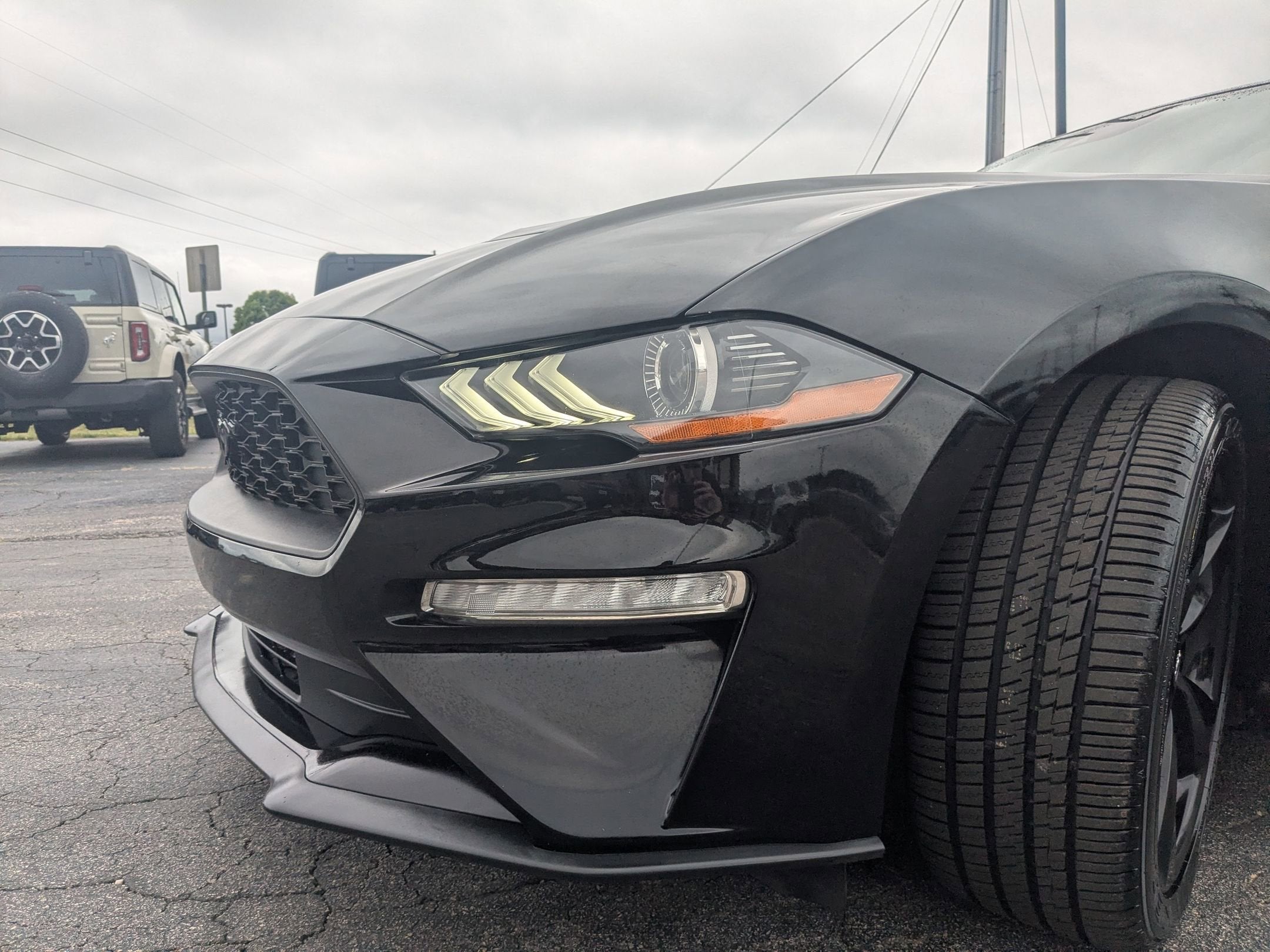 2021 Ford Mustang EcoBoost