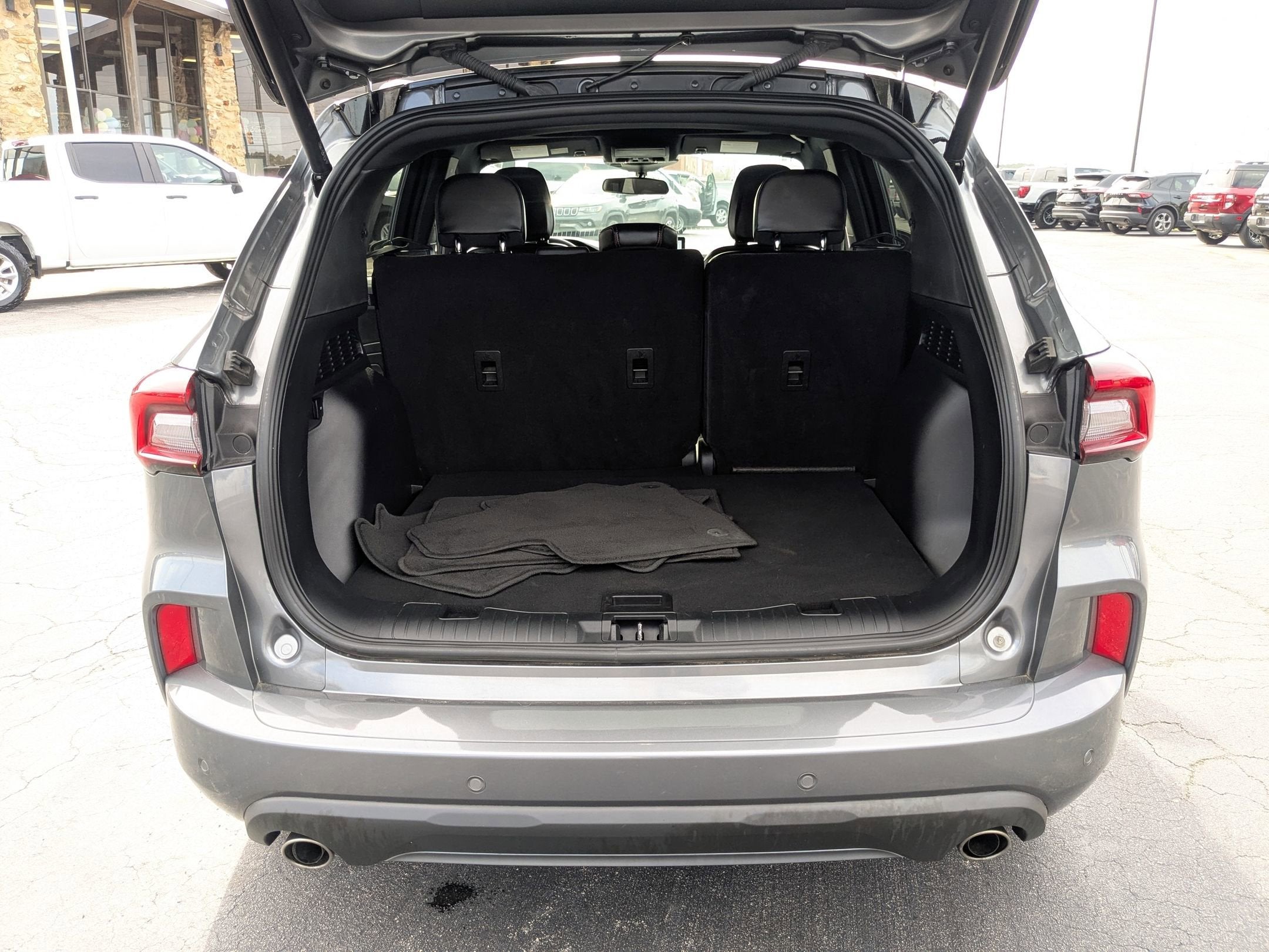 2024 Ford Escape ST-Line