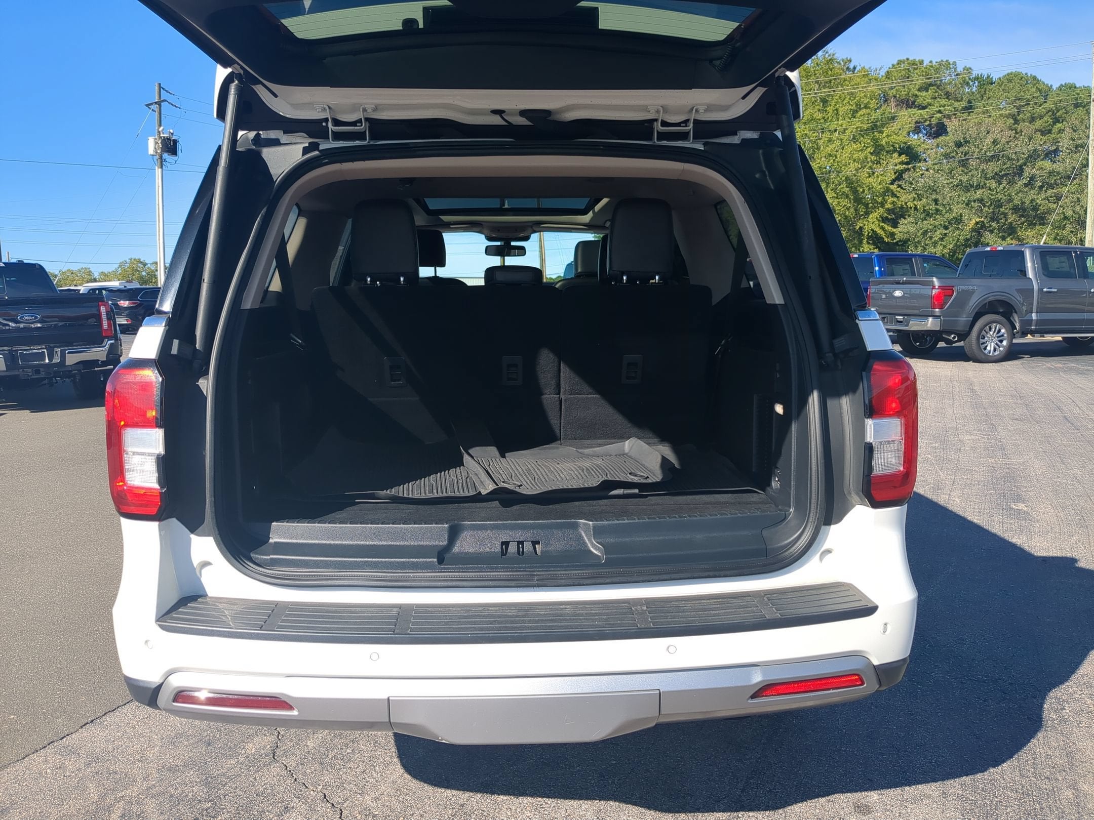 2023 Ford Expedition Max XLT
