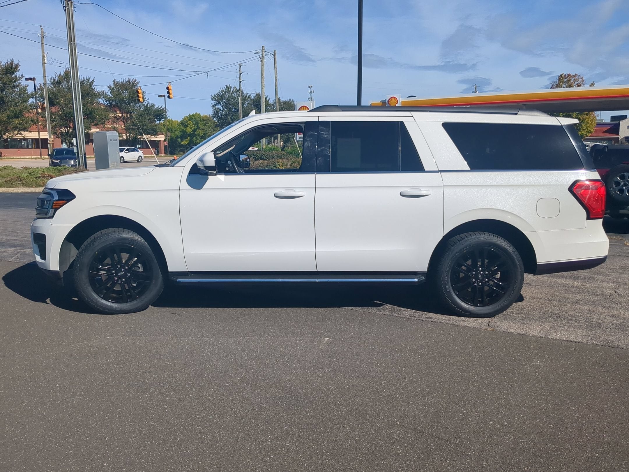 2023 Ford Expedition Max XLT