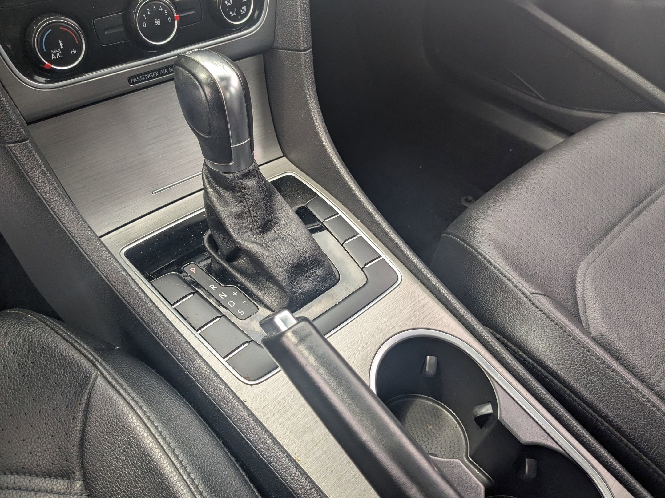 2014 Volkswagen Passat TDI SE