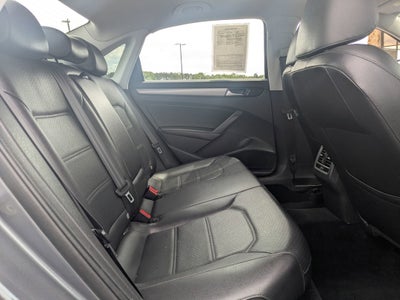 2014 Volkswagen Passat TDI SE