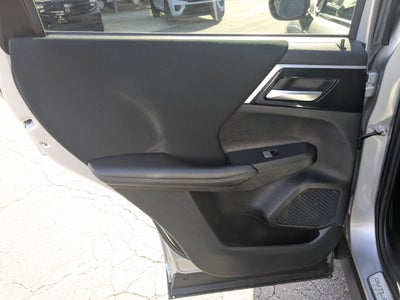 2024 Mitsubishi Outlander ES