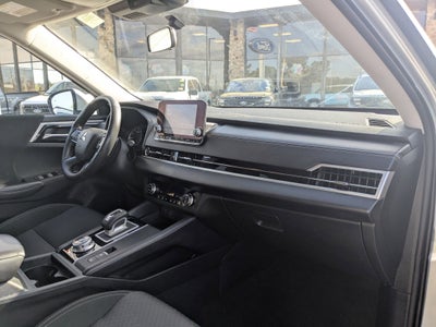 2024 Mitsubishi Outlander ES