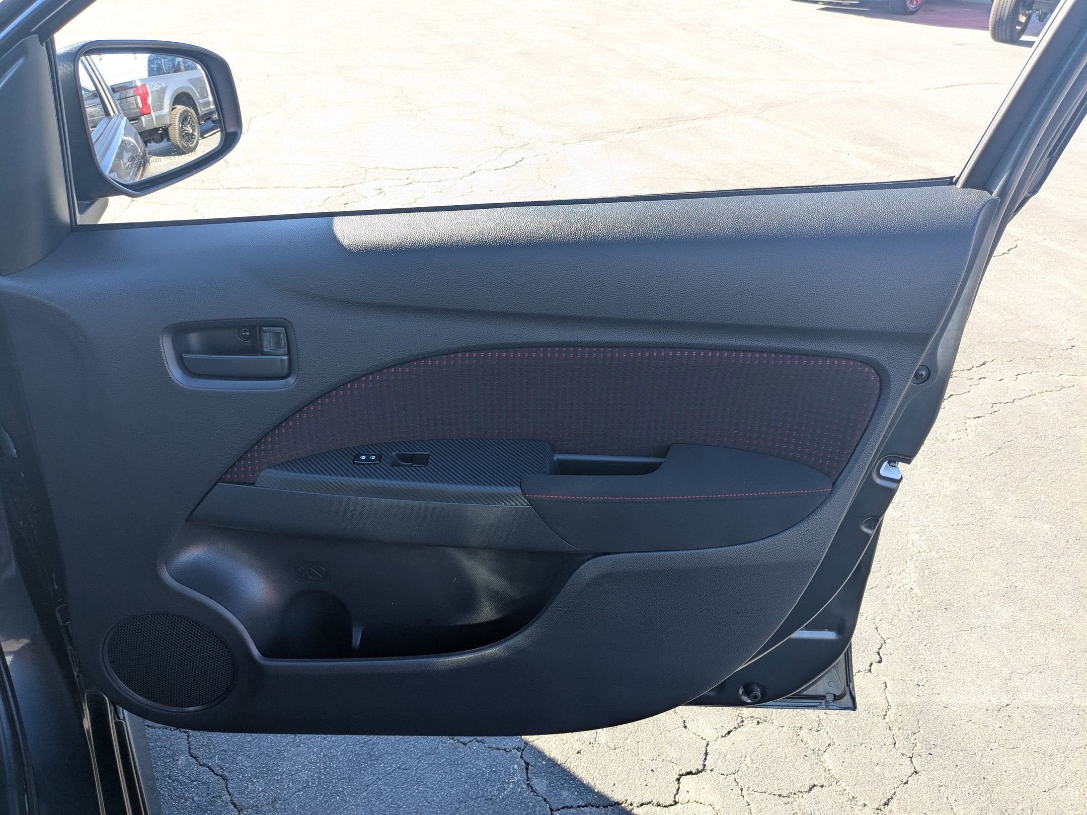 2024 Mitsubishi Mirage G4 LE