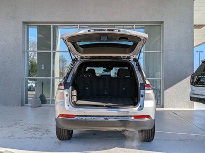 2024 Jeep Grand Cherokee Laredo X