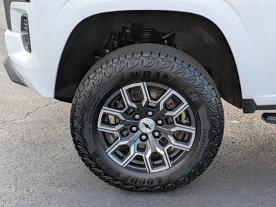 2024 Chevrolet Colorado 4WD Z71