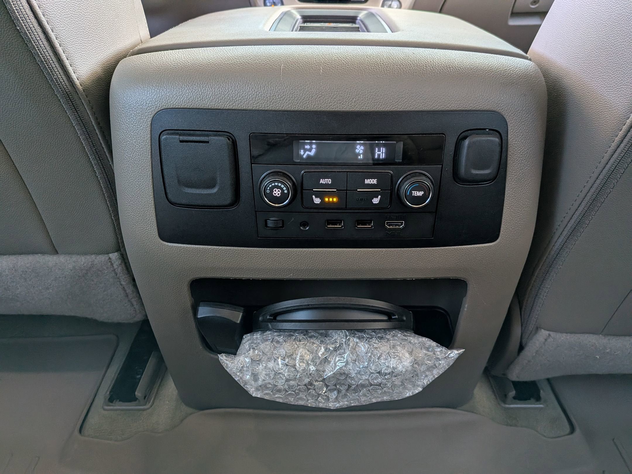 2017 GMC Yukon XL SLT