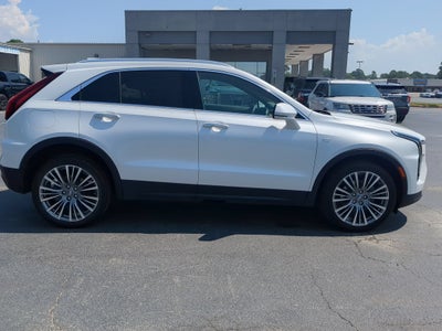 2024 Cadillac XT4 FWD Premium Luxury