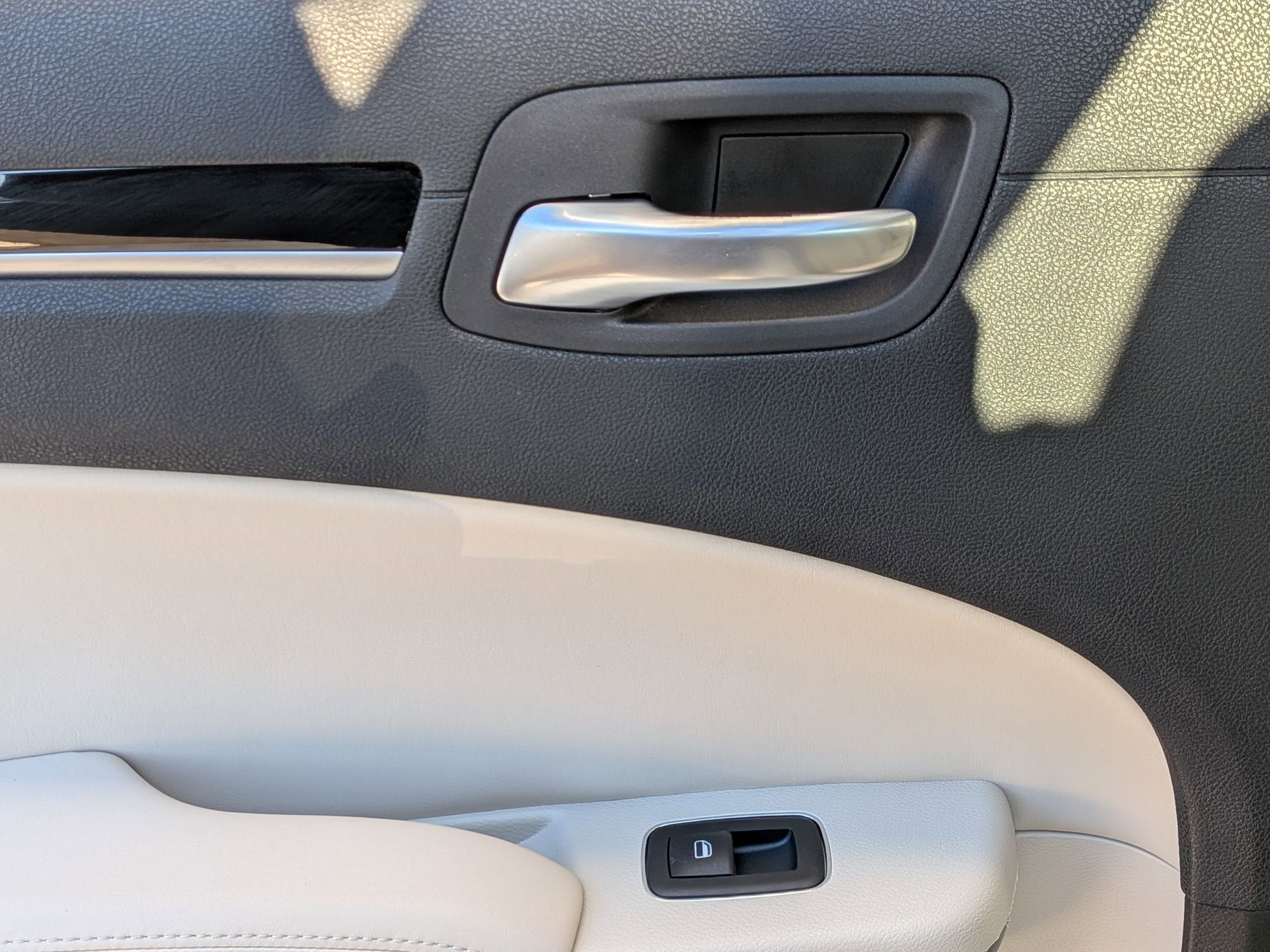 2023 Chrysler 300 Touring